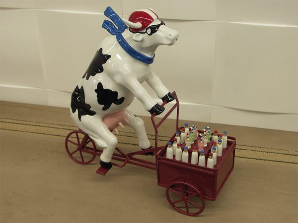 Vache CowParade Lait Triporteur – Image 2